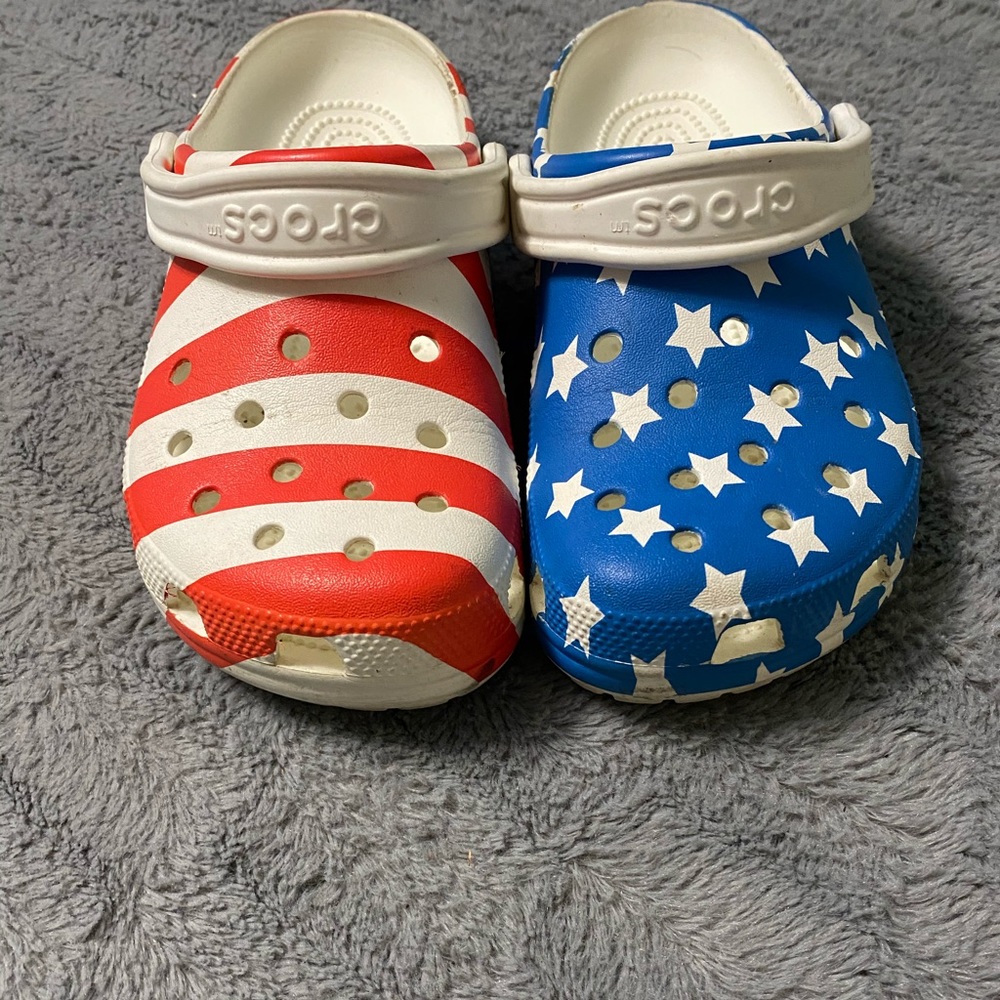 Crocs size 8